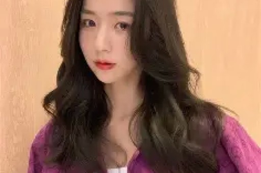 百万粉丝女网红盲道被撞反被骂系摆拍薛之谦回应